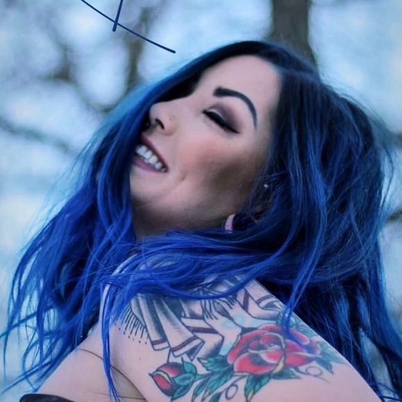 Meet your Posher, Kaleigh - Picture 1 of 1